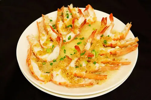 Steamed King Prawn With Garlic 蒜蓉蒸大蝦